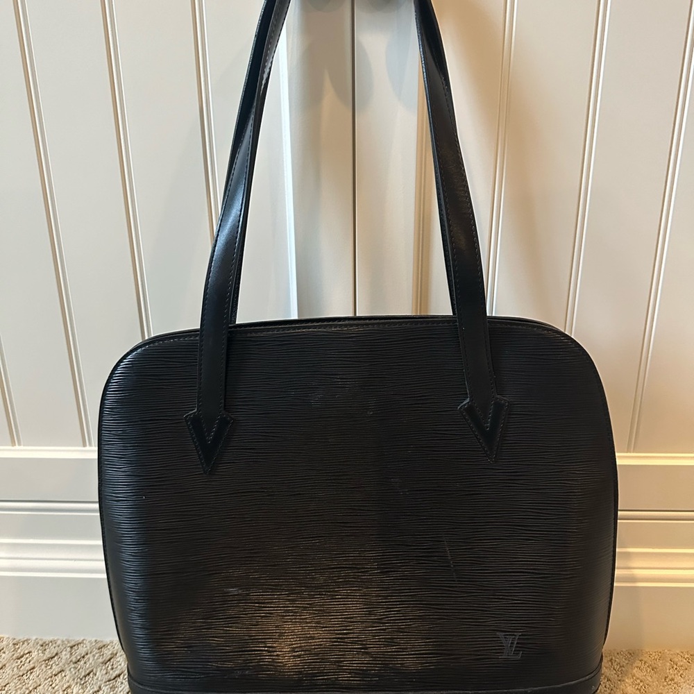 Louis Vuitton Epi Lussac bag in Noir Black